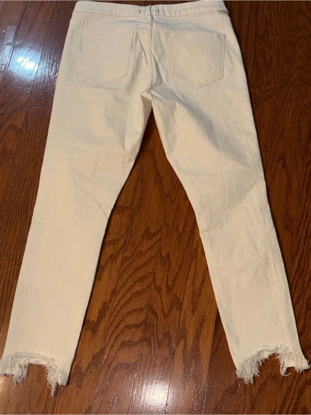 Dear John Women’s Cream Distressed Straight Jeans - Size 29 (027)